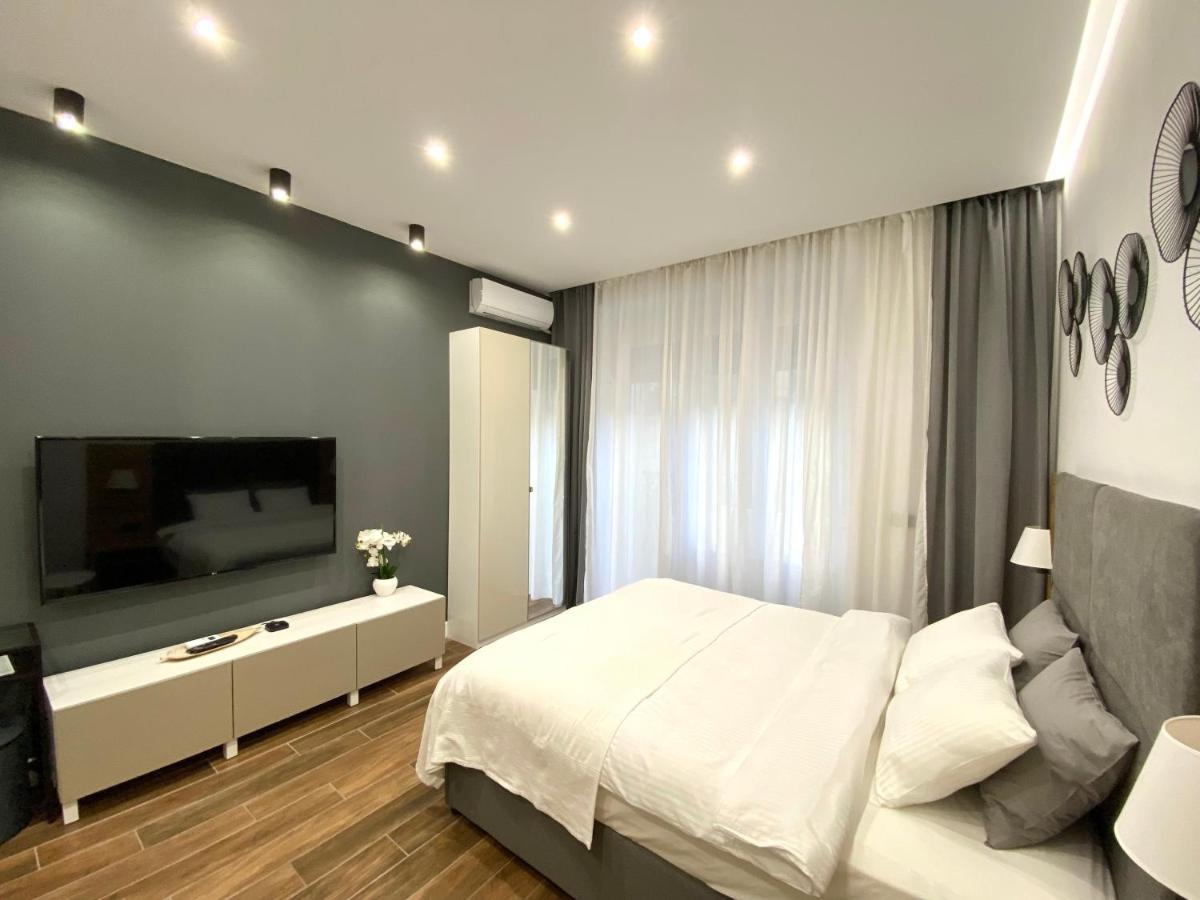 Moni Downtown Luxury Apartments Belgrád Kültér fotó