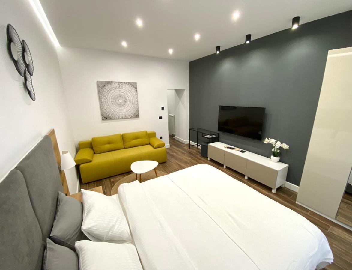 Moni Downtown Luxury Apartments Belgrád Kültér fotó