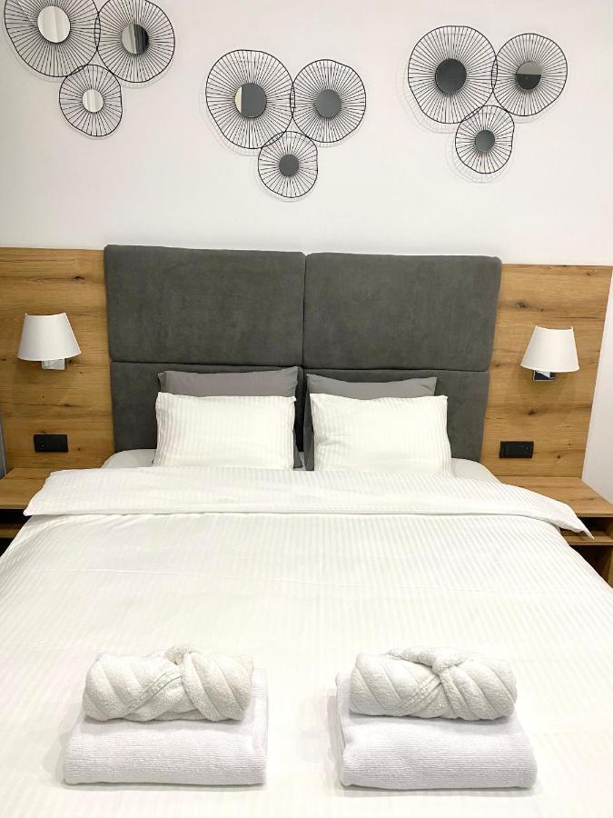 Moni Downtown Luxury Apartments Belgrád Kültér fotó